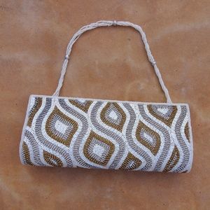 Esbeda White Gold & Silver Beaded Crystal Rhinestone Evening Clutch Purse